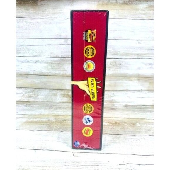 Quelf The Unpredictable Party Game - Obey the Card Adult Board Game NEW - Picture 4 of 7